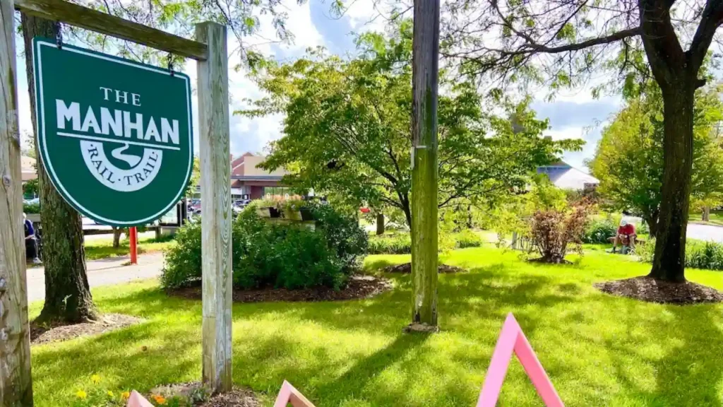 arcadia painting co. southampton, ma. the manhan rail trail